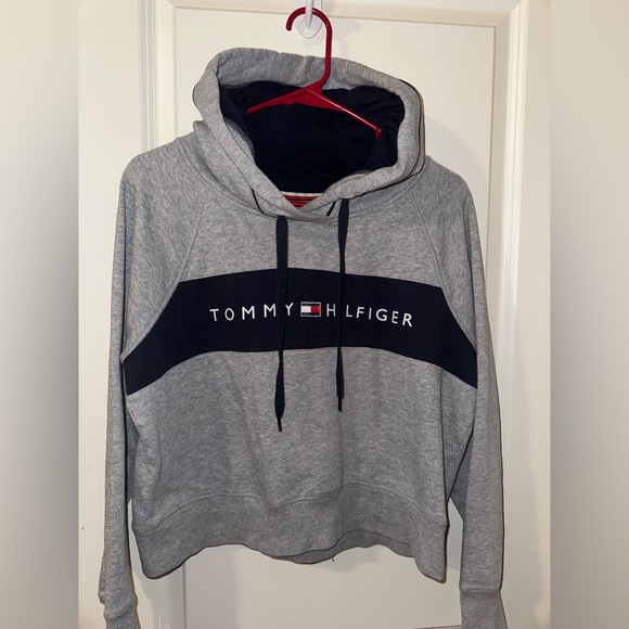 Women’s sz m hoodie - Picture 3 of 5